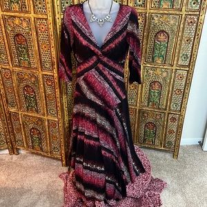 Flattering V-Neck Twist Dress - Size 8